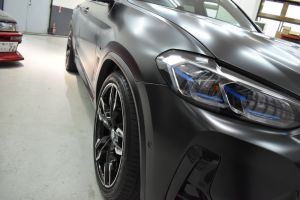 X4