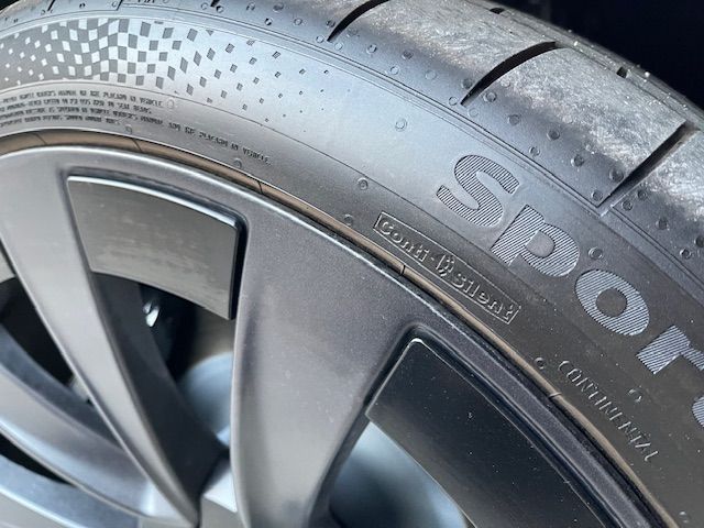 テスラ