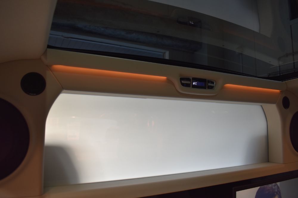 V220d