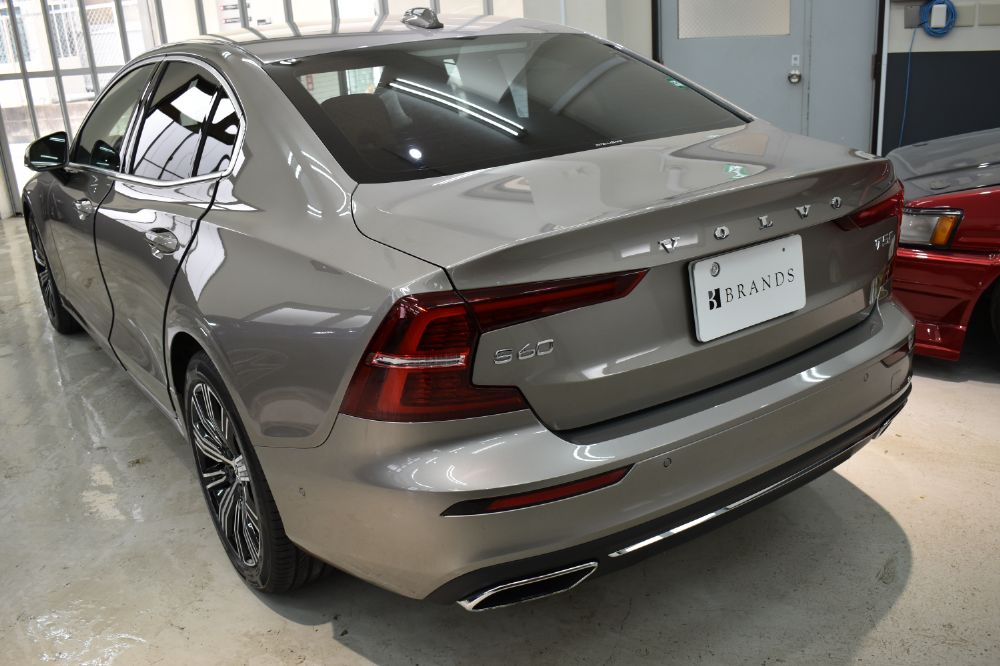 S60