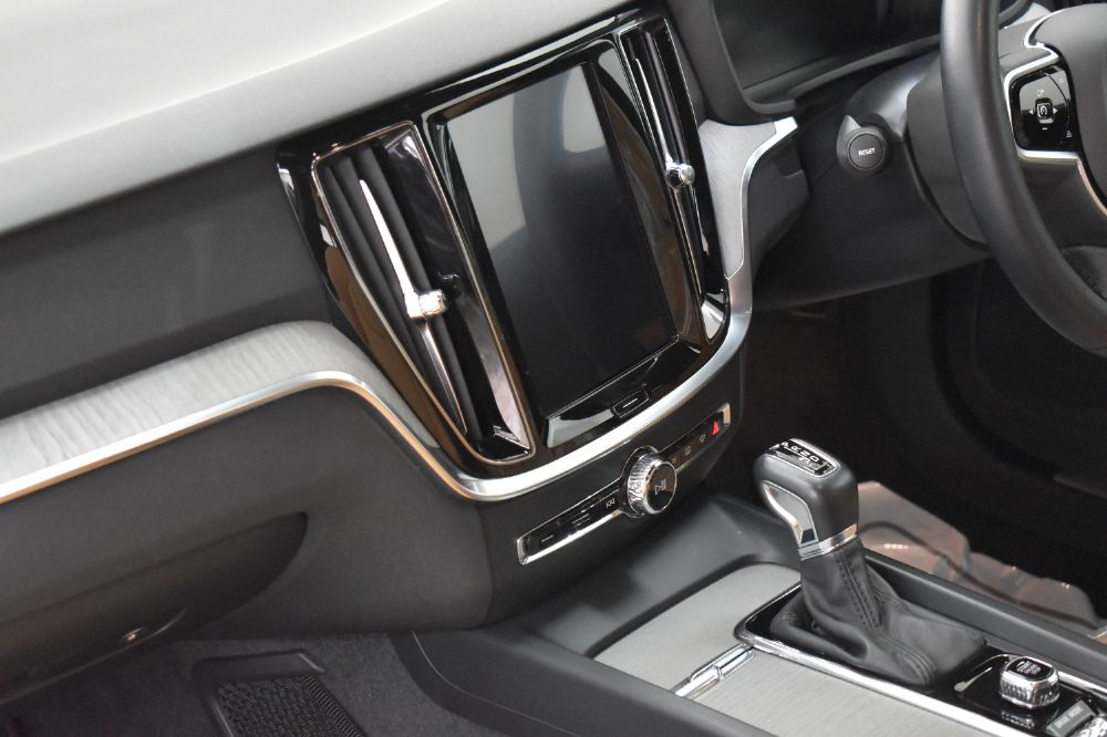 S60