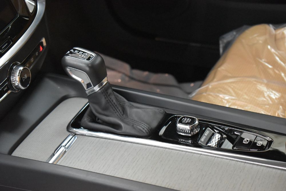 S60