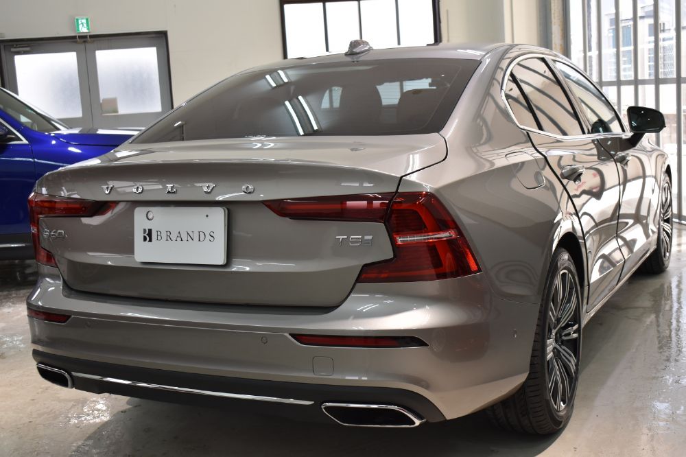 S60