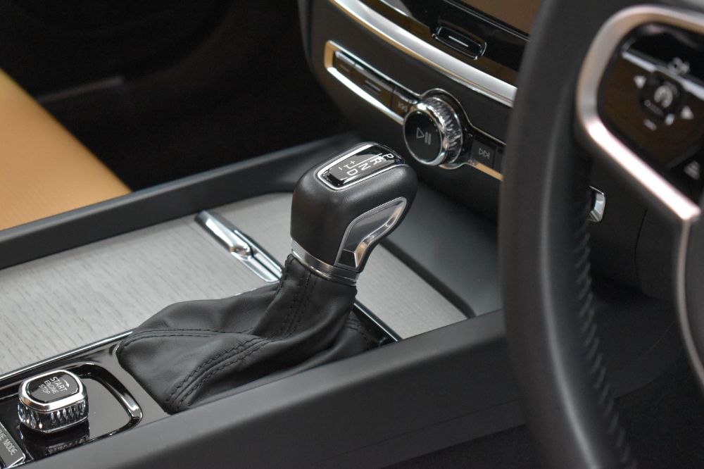 S60