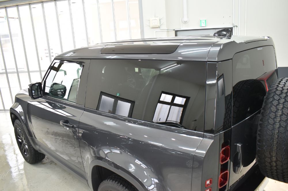 ディフェンダー