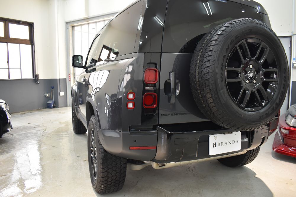 ディフェンダー