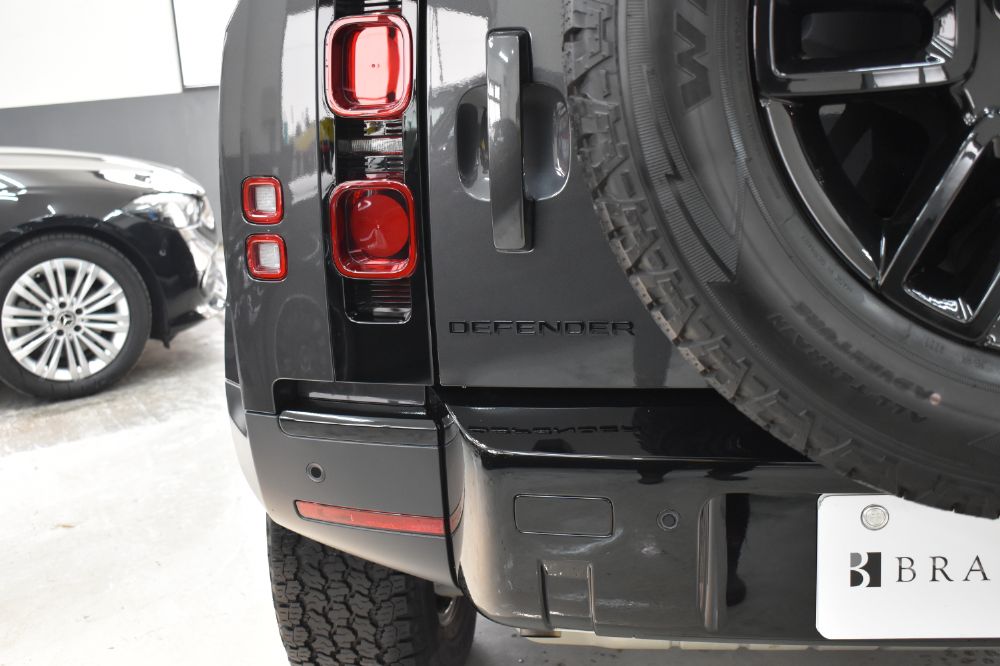 ディフェンダー