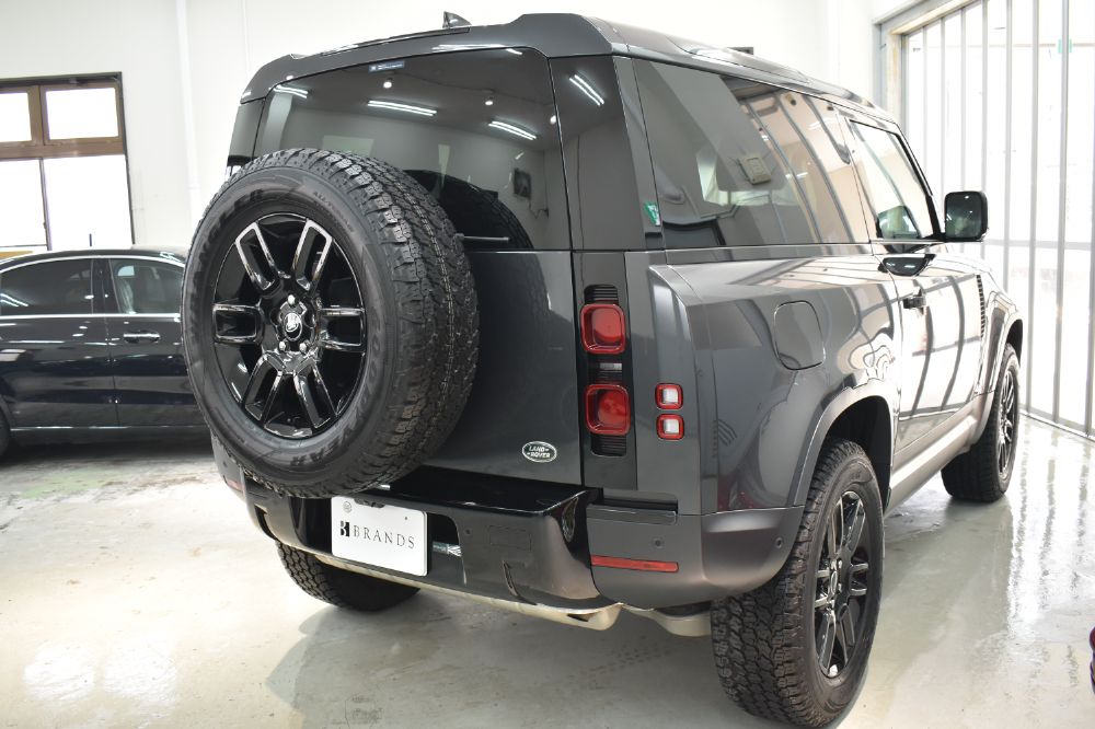 ディフェンダー