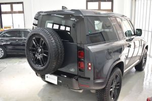 ディフェンダー