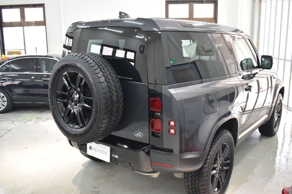 ディフェンダー