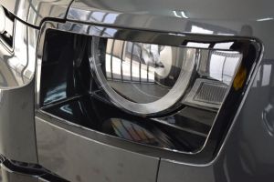 ディフェンダー