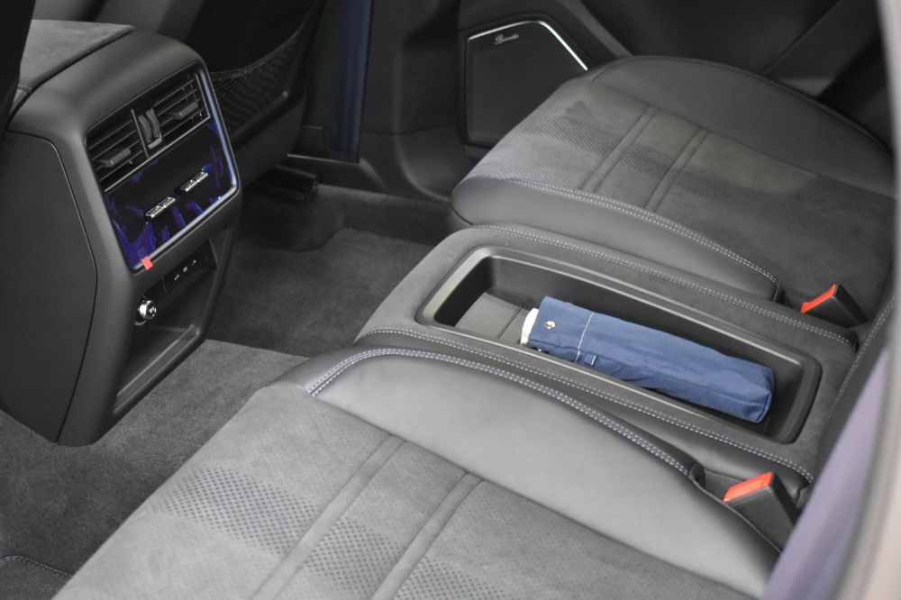 カイエンクーペ