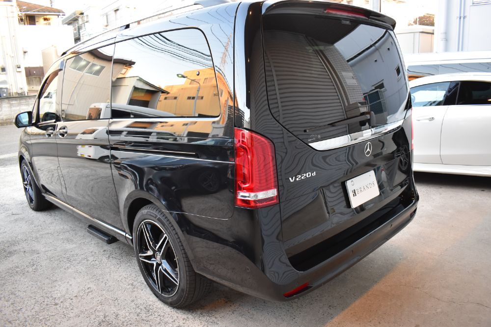 V220d