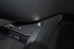 V220d
